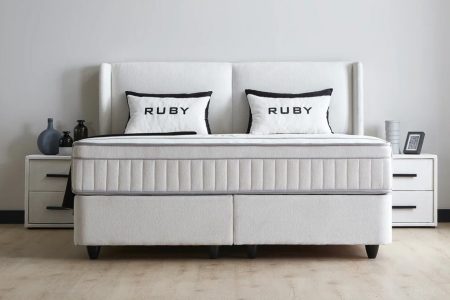 Ruby Bett-Set ABC Bedding